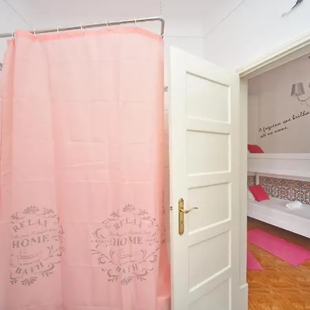 Ostello Brotherstay Lusotile
